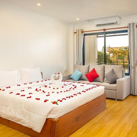 Appartamento di 400 m² con 1 camera Siem Reap Esterno foto