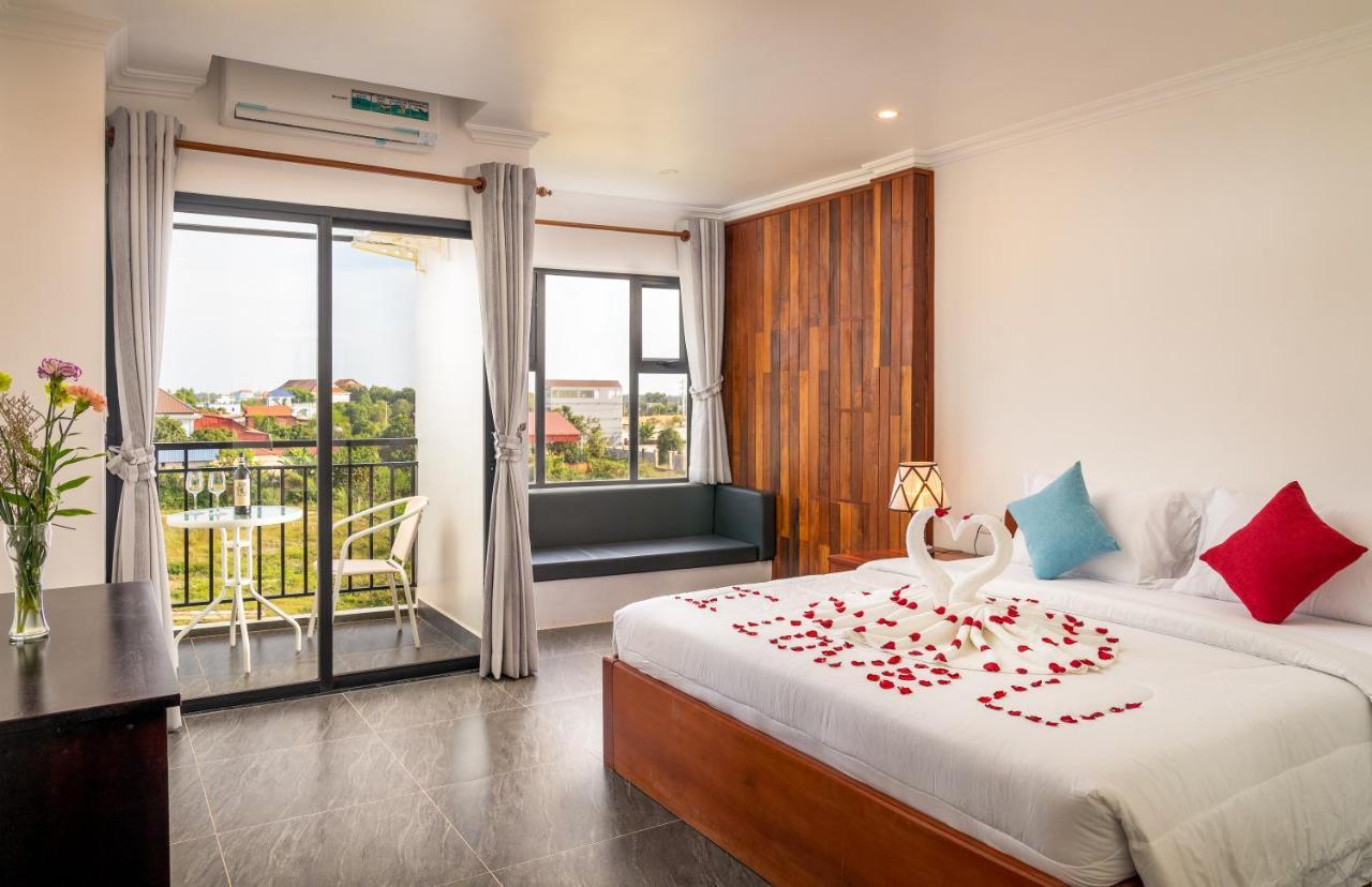 Appartamento di 400 m² con 1 camera Siem Reap Esterno foto