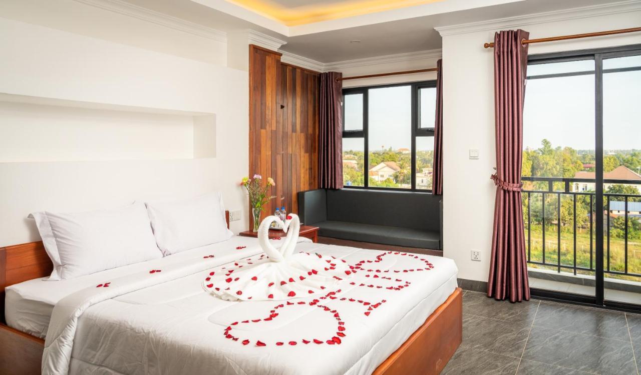 Appartamento di 400 m² con 1 camera Siem Reap Esterno foto