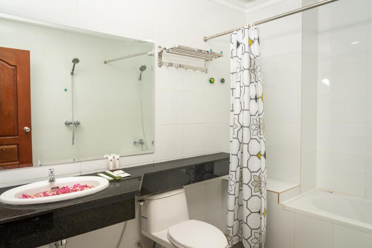 Appartamento di 400 m² con 1 camera Siem Reap Esterno foto